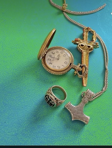 Konvolut taschen uhr - .taschen,