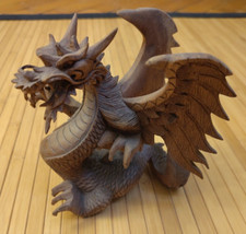 Drache aus Holz massiv