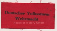 144593: Armbinde "DEUTSCHER VOLKSSTURM WEHRMACHT", schwarze Schrift auf rot