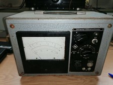 Röhrenvoltmeter RFT URV1 (defekt)