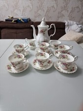 15 x Royal Albert Moss Rose