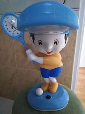 Zwei in Eins Rarität Vintage Junge Tennis spielend Tischlampe mit Uhr