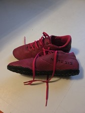 Fußballschuhe Adidas Kinder Nemeziz 42 (fällt sehr klein aus eher 41)