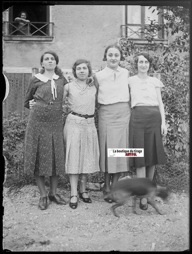 Mädchen gruppe alte glas - alte,