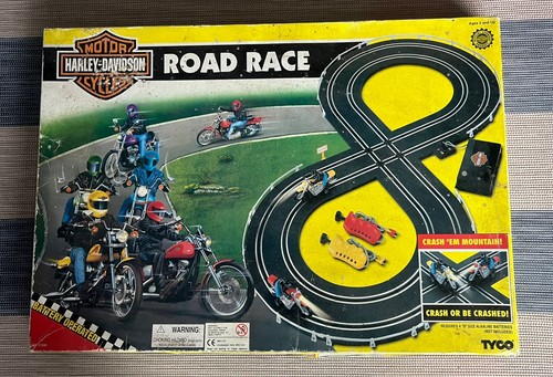 Harley davidson road - ,