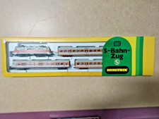 MINITRIX Spur N, S-Bahn-Wagen Set, DB, mit Arnold 2327 N E-Lok 111 135-0 DB 