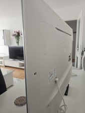 LG Fernseher in Weiß 