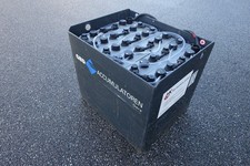 Staplerbatterie 24v 4pzs240 - 24v, ah
