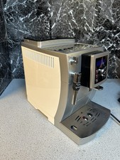 WEISS DeLonghi Magnifica S -