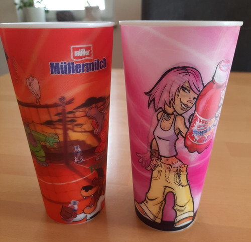 Trinkbecher müllermilch mit - trinkbecher, "müllermilch"