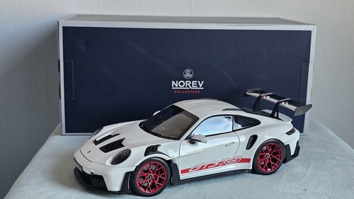 Porsche 911 gt3 rs - 1:18,
