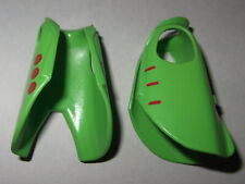 06099V, 2x Mantel, Reitermantel (mit Aufschlag), grün, bedruckt