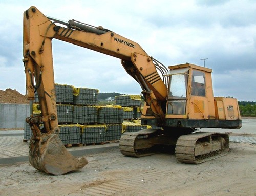 Polnischer kettenbagger - polnischer,