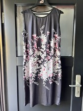 Kleid , Kofferkleid, Schwarz , Geblümt,  Gr. L