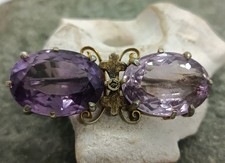 Antike Brosche aus der viktorianischen Zeit mit zwei großen Amethyst 