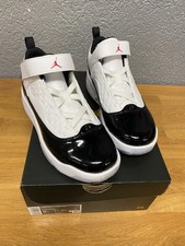 Jordan Max Aura 2 33.5 EU