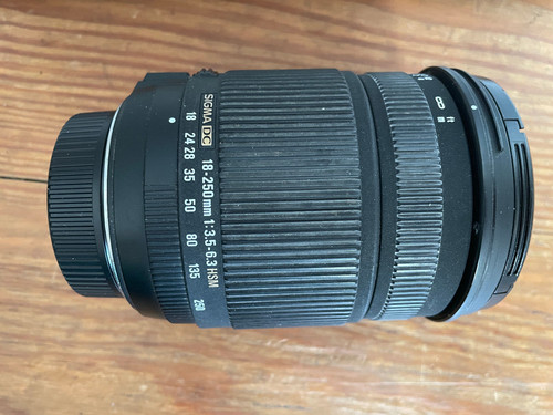 Sigma objektiv 250 - sigma,