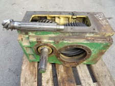 Getriebegehäuse Kegelradwelle Tellerrad und Stirnrad vom Deutz D40 U Traktor