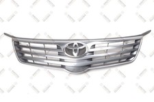 TOYOTA AVENSIS T27 Grill