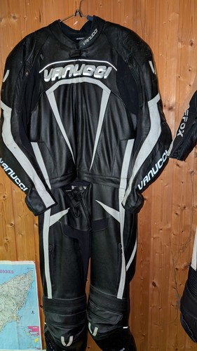 Vanucci lederkombi - gr.56,
