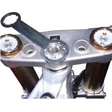 lenkkopfmutter mit Werkzeug