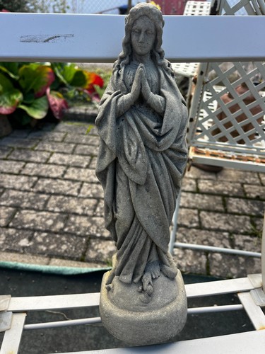 Maria madonna betend - madonna,