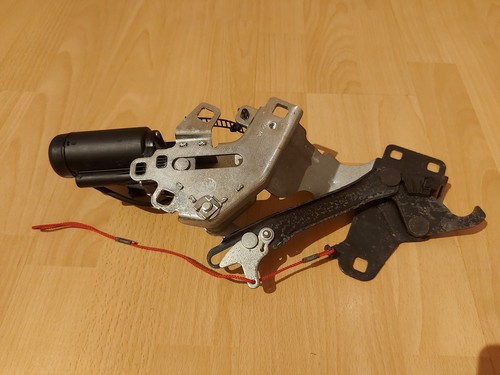 Verriegelung motor verdeck - verriegelung,