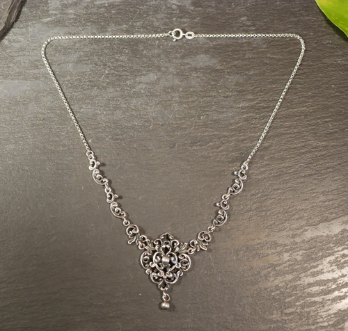 Zauberhafte 835 silber - 835, kette