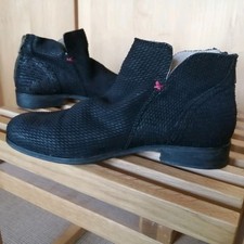 Ausgefallene schwarze Damen Lederstiefelette Größe 39 