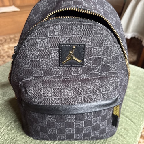 Nike jordan monogram - nike,