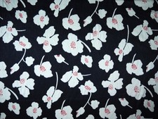 Kimono Seide Mitternachtsblau mit Blüten Meterware