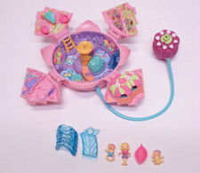 Polly Pocket 1996 Fountain Fantasy Seerose Wasserspritze Bluebird