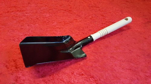 Kohleschaufel schwarz lackiert