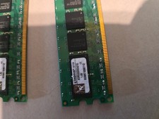 2 x Kingston KVR533D2E4/1G