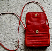 Etienne Aigner, kleinere