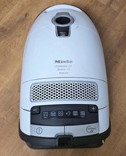 Miele C3 Bodenstaubsauger