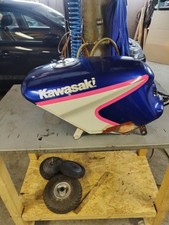 Kawasaki Gpz 500 S Tank