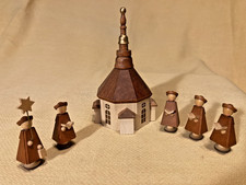 Sternsinger 5 kleine Figuren plus Kirche aus Holz, Erzgebirge, Handarbeit