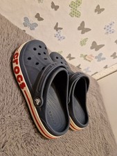 Crocs Clogs Hausschuhe j2