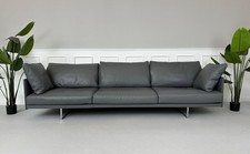Cassina Toot Designer Sofa Couch Grau Leder Büro Wohnzimmer mit Kissen