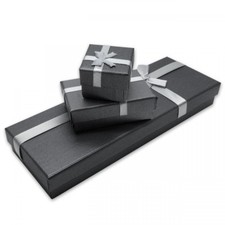 Geschenk-Boxen mit Schleife