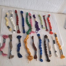 20 Docken Stickgarn Sticktwist