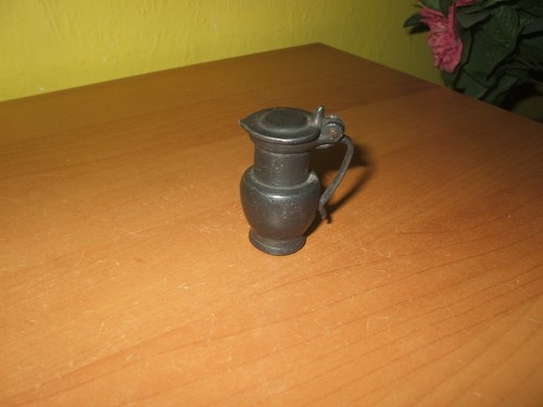 Schwerer miniatur metallkrug - schwerer,
