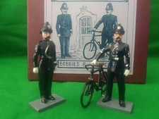 Victorian Bobbies & Fahrrad