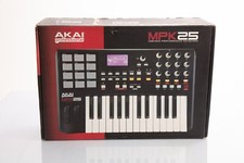 AKAI MPK25 MIDI Keyboard