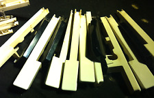 1 TASTE FÜR-KORG POLY OBERHEIM PROPHET MEMORYMOOG AKAI ----I NEED OBX+ JUPITER 4