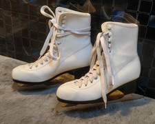 neuwertig* Schlittschuhe Gr. 39/40  TÜV GS weiß-schwarz ICE SKATES Schnürung