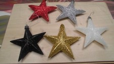 Baum  Hänger 24 Sterne mit Glitzer Rot / Weiß / Schwarz / Gold / Silber 10 x10 c