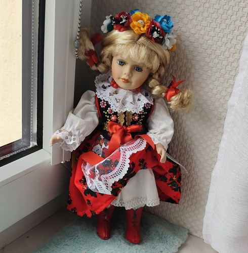 Polnische porzellanpuppe in - polnische,