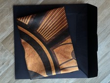 Tomorrowland - goldene Flagge